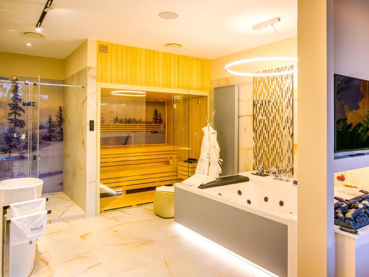 Pietryna Apartments Luxury - Sauna , Jacuzzi , Bezposrednio Przy Ul Piotrkowskiej Lodz  Exterior photo
